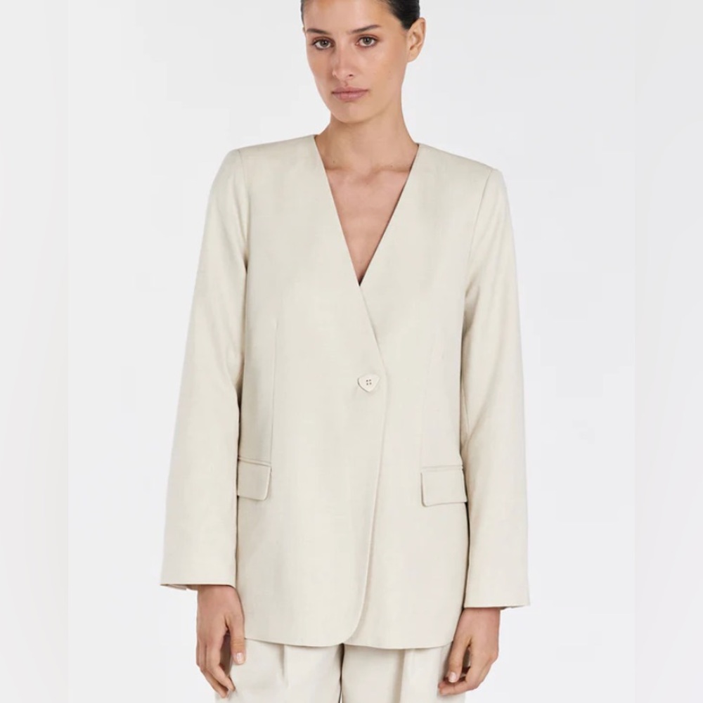DISSH Amsterdam Sand Collarless Blazer